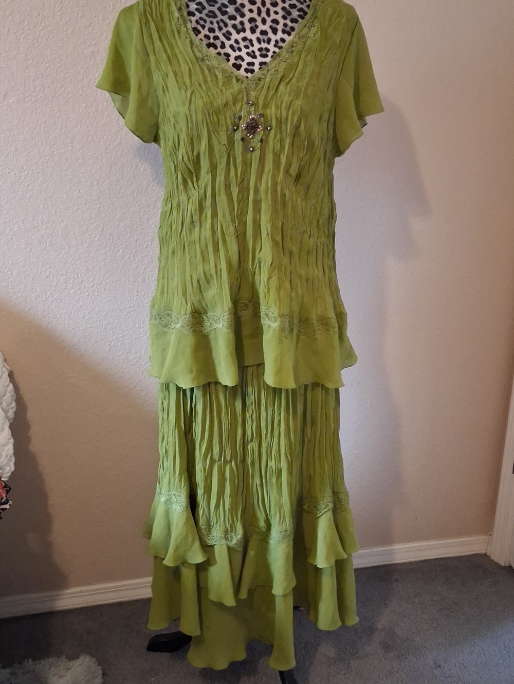 NWOT Robbie Bee Olive Green Lace-Trim Chiffon Whimsical (Final Price Drop) 14W